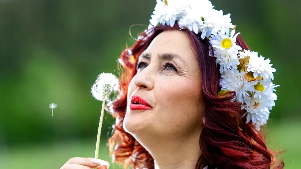 Ce nu a vrut Rona Hartner să se știe despre trecutul său. Motivul pentru care a fost botezată pe ascuns