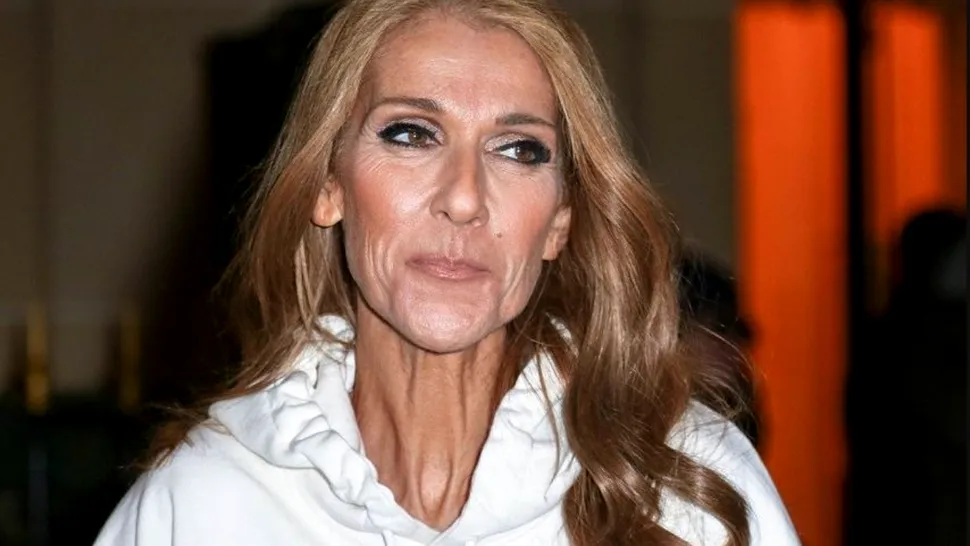 Prima apariție surprinzătoare a lui Celine Dion, care suferă de o boală incurabilă. A fost aplaudată în picioare de mulțime