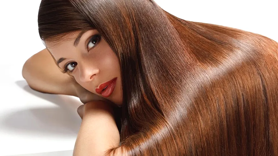 Cele 3 ingrediente din bucătărie care te ajută să obții un păr strălucitor. Metoda banală și naturală