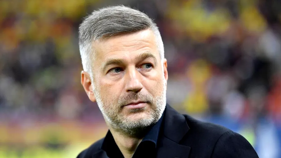 Cât de frumoasă este soţia lui Edward Iordănescu, antrenorul echipei naţionale de fotbal a României. Femeia este mai tânără decât el cu 10 ani