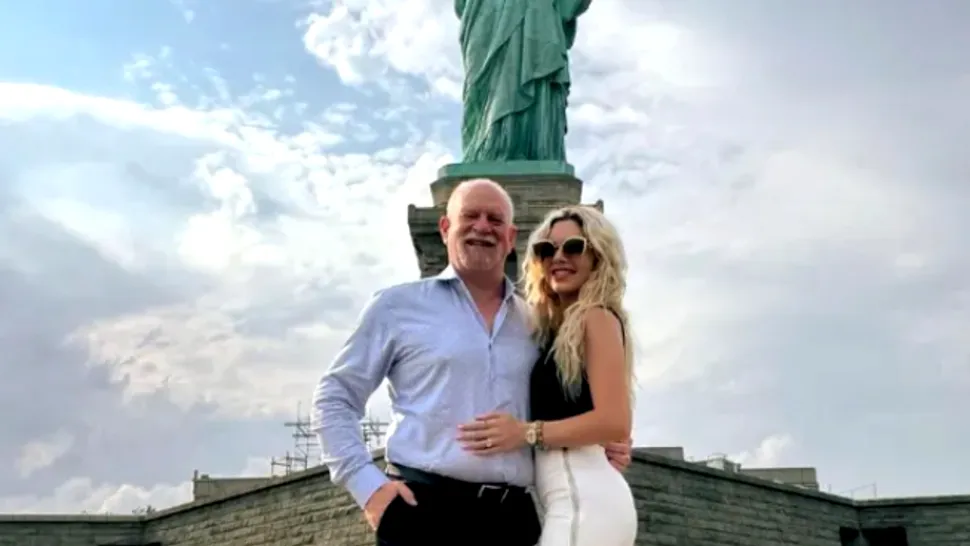 Iasmina Hill, românca măritată cu milionarul de la Statuia Libertății din SUA: ”Tata e mai tânăr decât el!”
