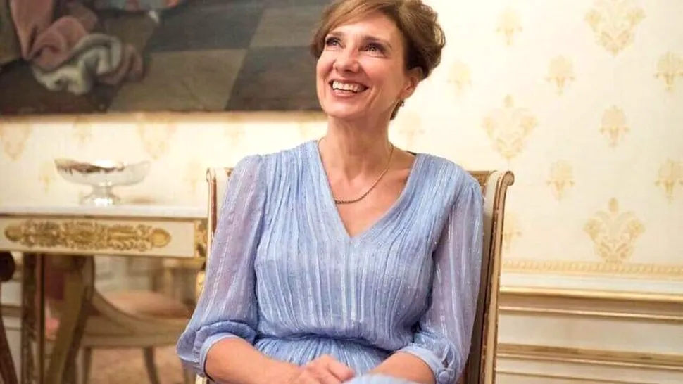 Cum a apărut Carmen Iohannis, în prima zi de școală, la Colegiul Gheorghe Lazăr din Sibiu. Mesajul transmis cu această ocazie