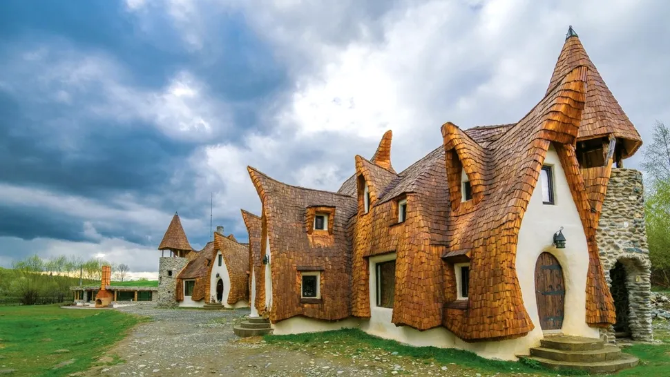 Castelul de Lut Valea Zânelor, închis publicului. Acesta urmează să devină hotel