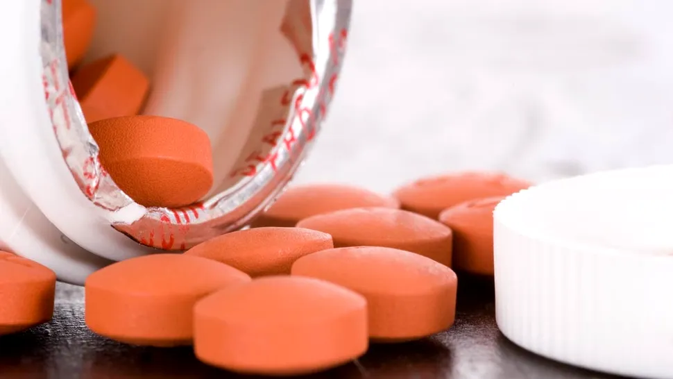 Atenție la ibuprofen! Medicii explică riscurile utilizării în caz de simptome respiratorii