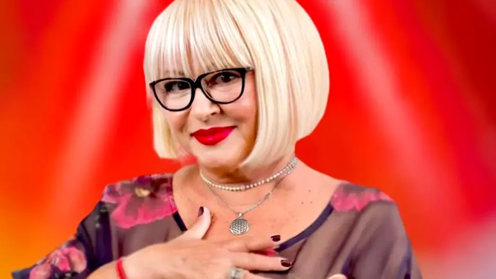 Mirabela Dauer, de nerecunoscut. Marea noastră artistă, surprinsă în public, la o terasă