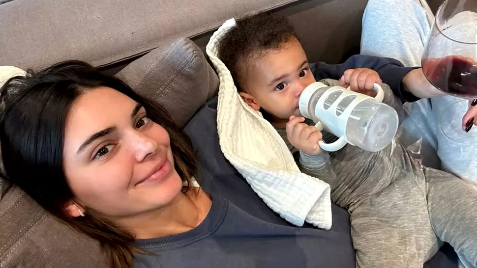 Kendall Jenner, o mătușă iubitoare. Cum s-a pozat vedeta cu fiul lui Kylie