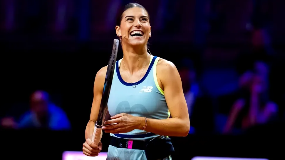 Sorana Cîrstea, primită cu flori în București. Sportiva revine în țară pentru tratament și recuperare