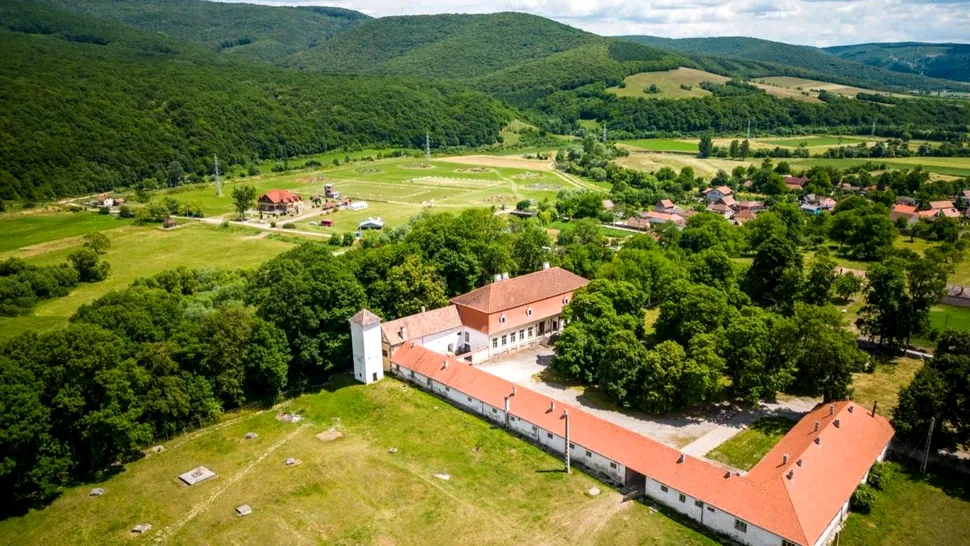 Castelul Miko din Miercurea Ciuc are aproape 400 de ani. Puțini români știu de frumusețea lui unică