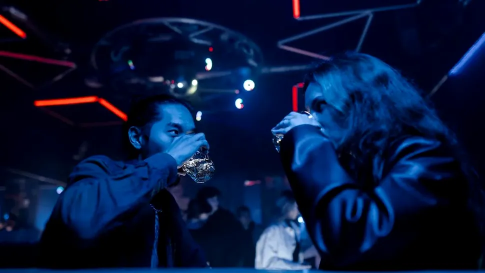Comportamente instabile și alcool: ce zodii sunt considerate mai vulnerabile