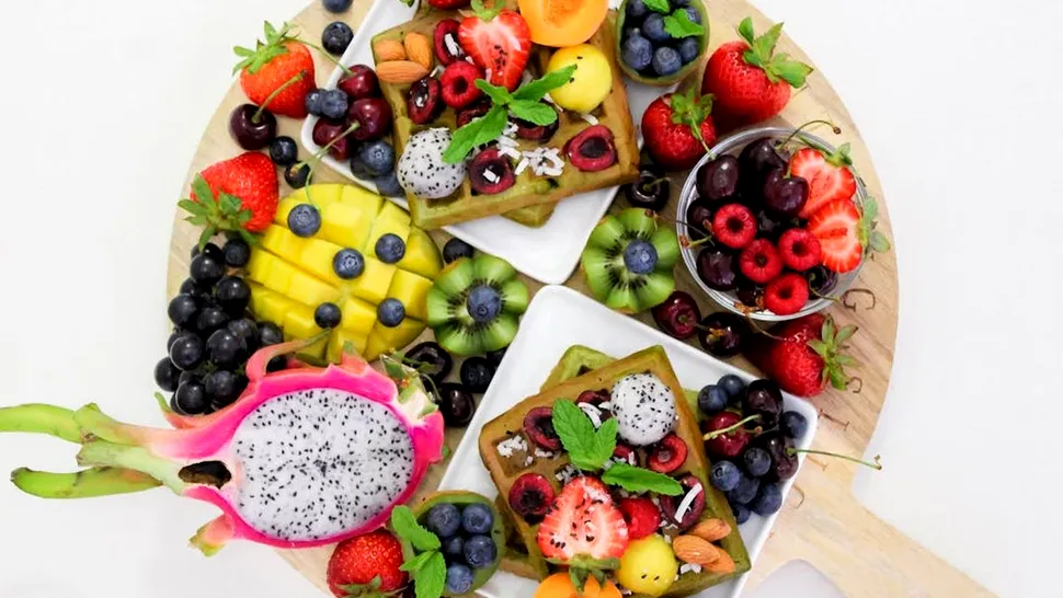 9 fructe care te ajută să te hidratezi în zilele caniculare