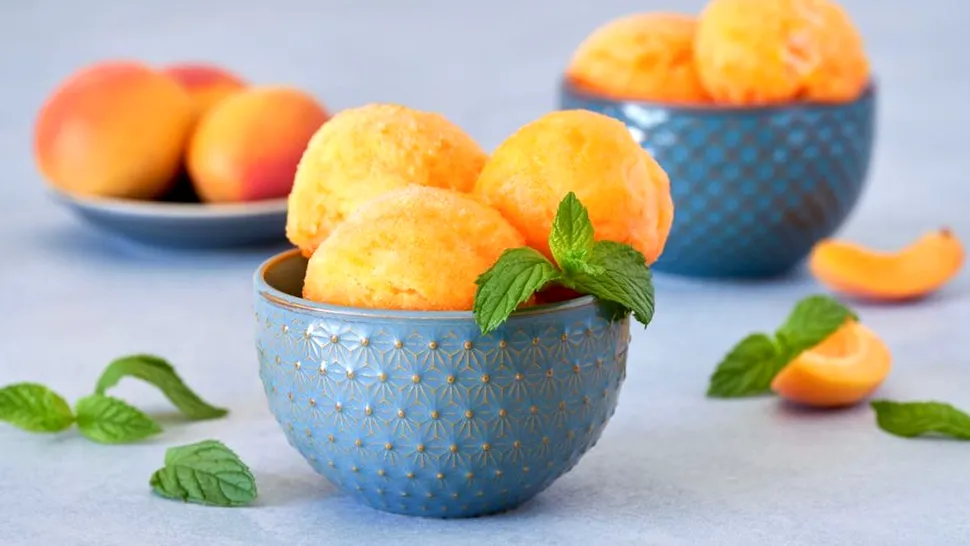 Sorbet de caise: rețeta simplă pentru un desert de vară răcoritor